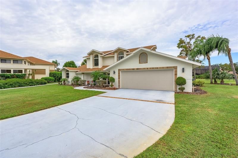 Recently Sold: $1,350,000 (5 beds, 4 baths, 3540 Square Feet)
