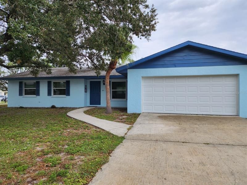 Recently Sold: $359,000 (3 beds, 2 baths, 1418 Square Feet)