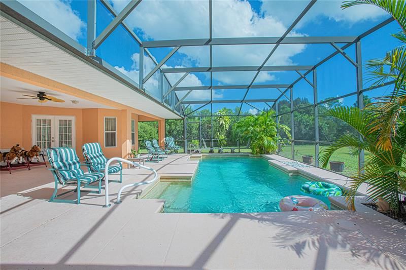 Recently Sold: $680,000 (4 beds, 3 baths, 2711 Square Feet)
