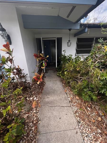 Recently Sold: $275,000 (3 beds, 2 baths, 1615 Square Feet)
