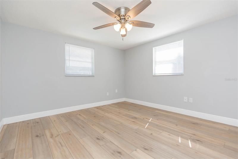 Recently Rented: $2,495 (3 beds, 2 baths, 1647 Square Feet)