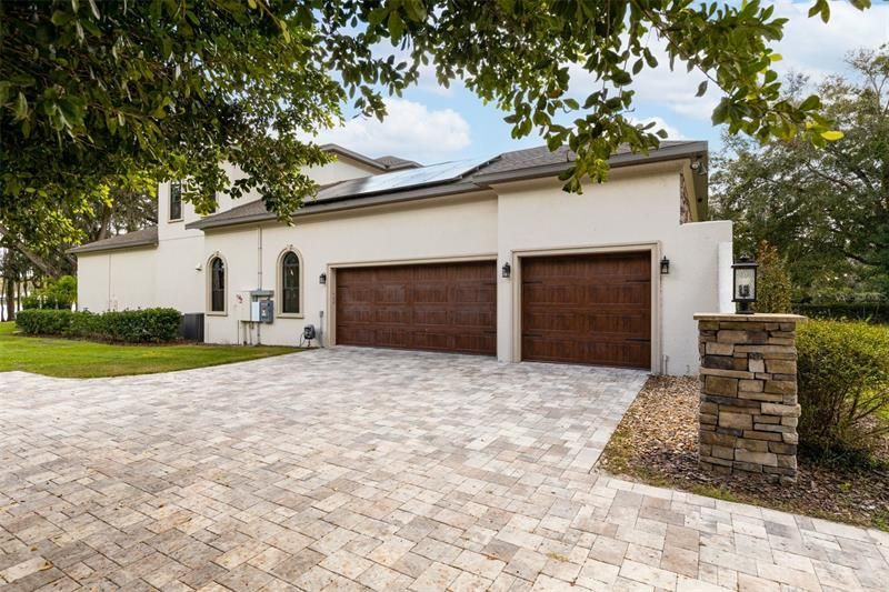 Recently Sold: $2,450,000 (5 beds, 5 baths, 4286 Square Feet)