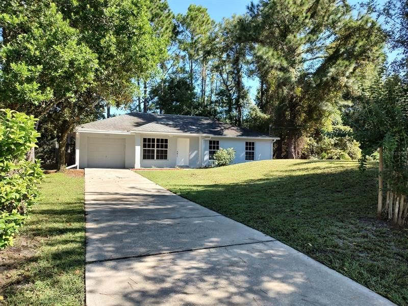 Recently Sold: $290,000 (3 beds, 2 baths, 1160 Square Feet)