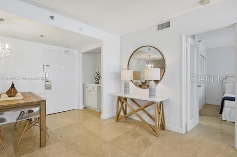 Recently Sold: $525,000 (2 beds, 2 baths, 960 Square Feet)
