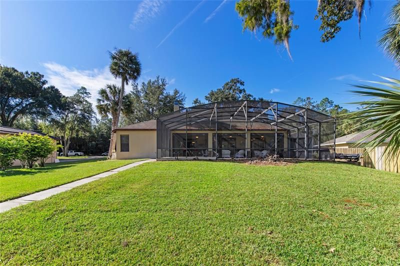 Recently Sold: $635,000 (4 beds, 3 baths, 2438 Square Feet)