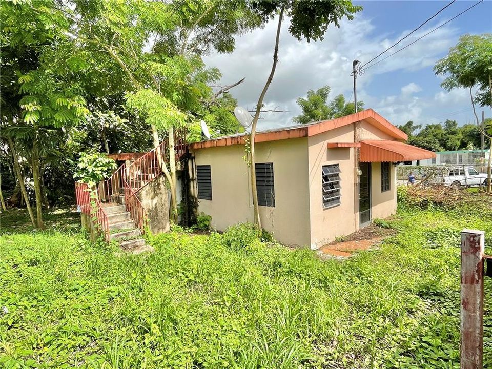 Vendido Recientemente: $84,500 (3 camas, 1 baños, 900 Pies cuadrados)