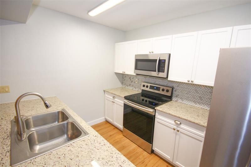 Recently Rented: $1,495 (2 beds, 2 baths, 1288 Square Feet)