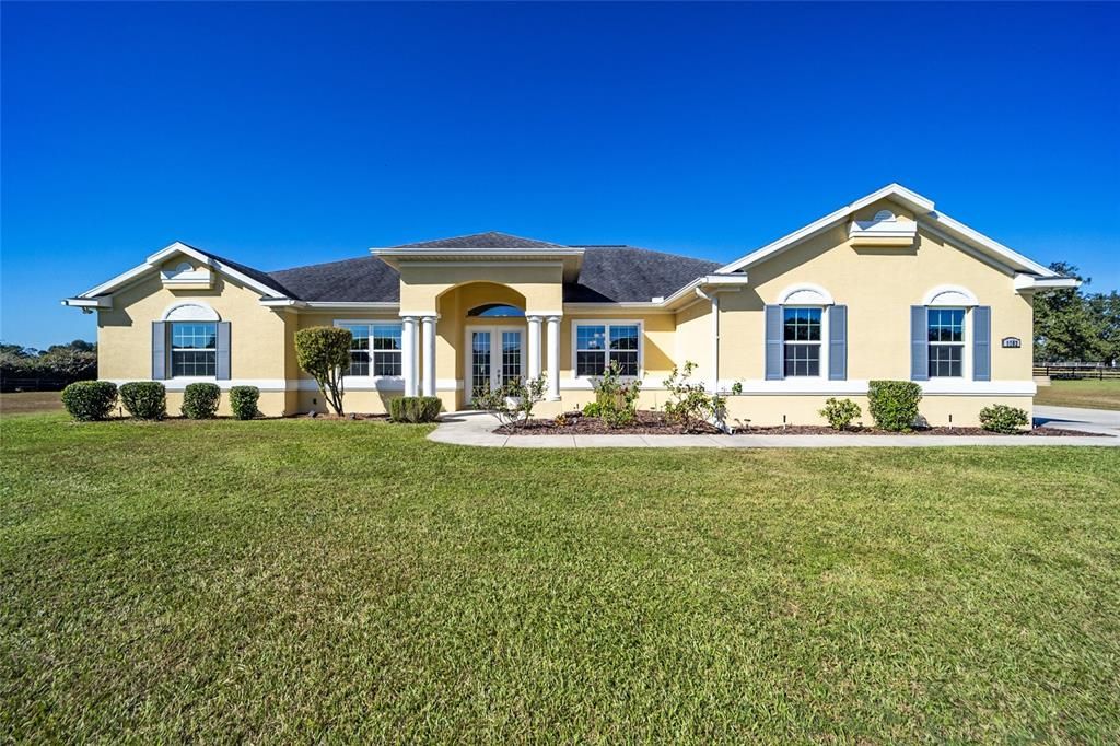 Recently Sold: $1,100,000 (4 beds, 3 baths, 3039 Square Feet)