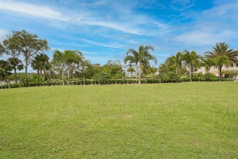 Recently Sold: $1,100,000 (0.31 acres)