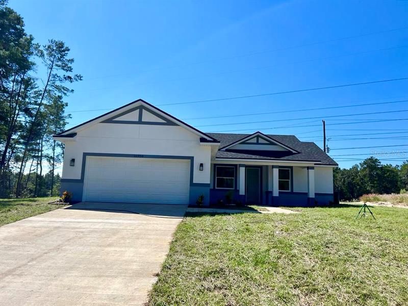 Recently Sold: $300,000 (3 beds, 2 baths, 1455 Square Feet)