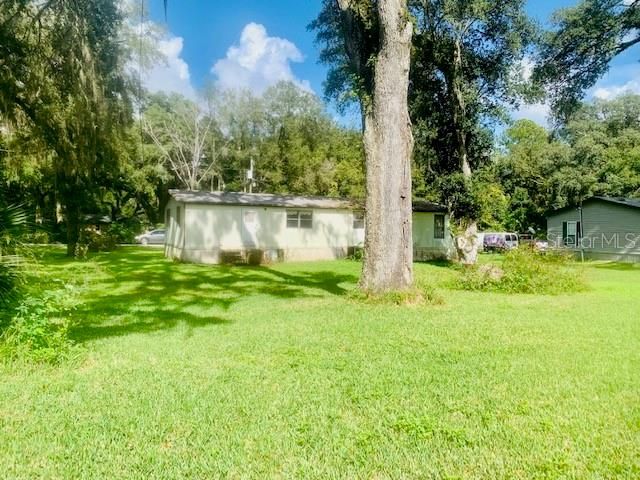 Recently Sold: $65,000 (3 beds, 2 baths, 1344 Square Feet)