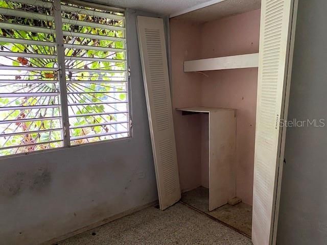 Vendido Recientemente: $85,000 (3 camas, 1 baños, 900 Pies cuadrados)