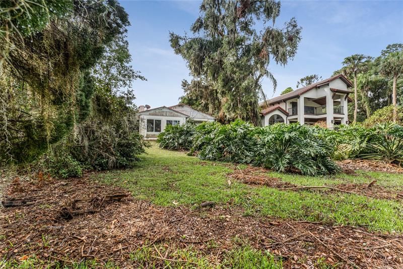 Recently Sold: $1,500,000 (3 beds, 2 baths, 1562 Square Feet)