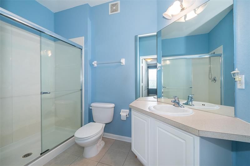 最近租的: $2,100 (3 贝兹, 2 浴室, 1447 平方英尺)