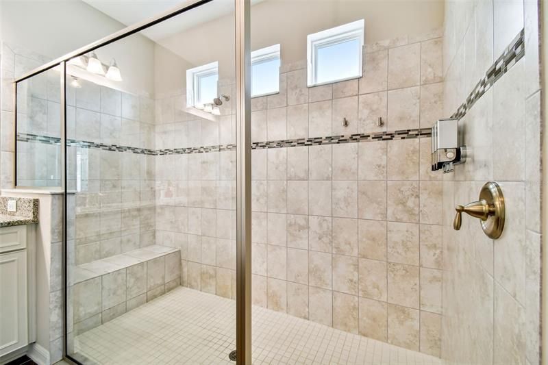 最近租的: $3,600 (4 贝兹, 3 浴室, 2952 平方英尺)