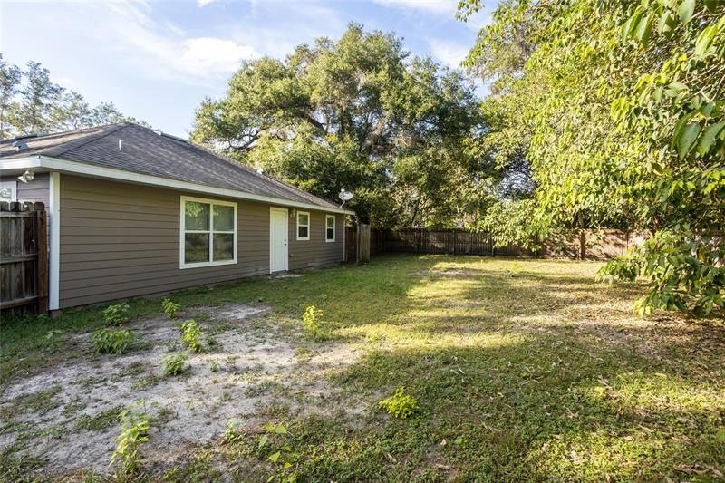 Recently Sold: $199,900 (3 beds, 2 baths, 1250 Square Feet)
