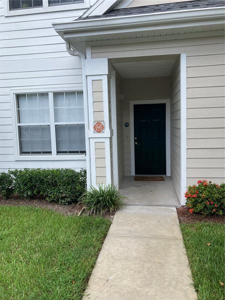 Recently Sold: $275,000 (3 beds, 2 baths, 1340 Square Feet)