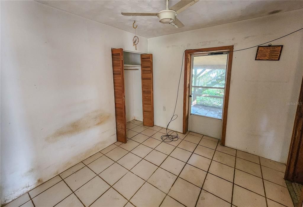 Vendido Recientemente: $130,000 (3 camas, 2 baños, 1584 Pies cuadrados)