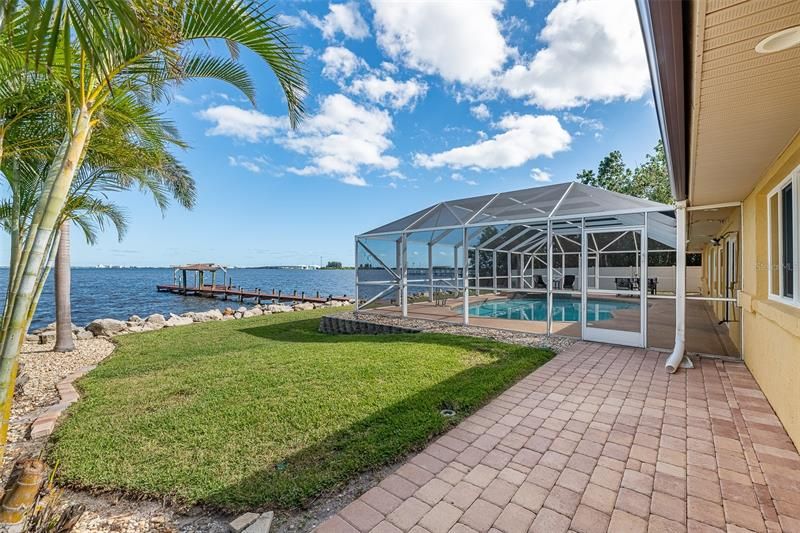 Recently Sold: $1,279,000 (4 beds, 3 baths, 3676 Square Feet)