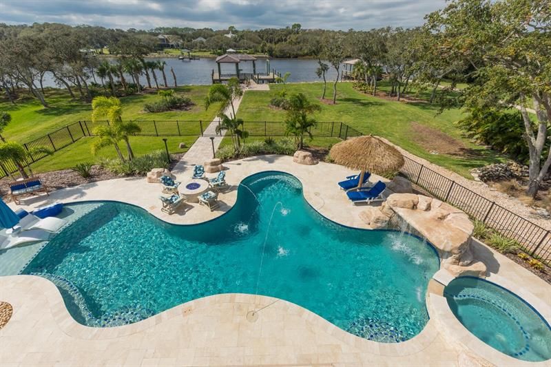 Recently Sold: $4,300,000 (4 beds, 4 baths, 4985 Square Feet)