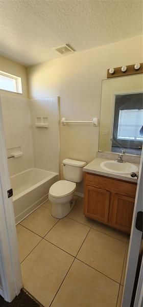 Недавно арендовано: $1,500 (3 спален, 2 ванн, 1130 Квадратных фут)