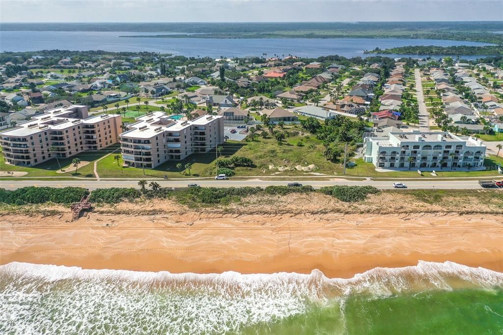 最近售出: $1,690,000 (1.45 acres)