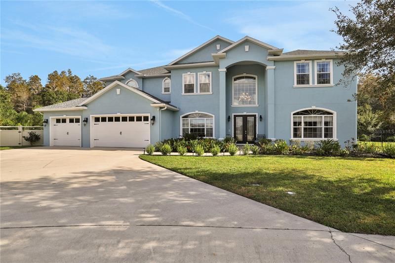 Recently Sold: $959,900 (8 beds, 7 baths, 5916 Square Feet)