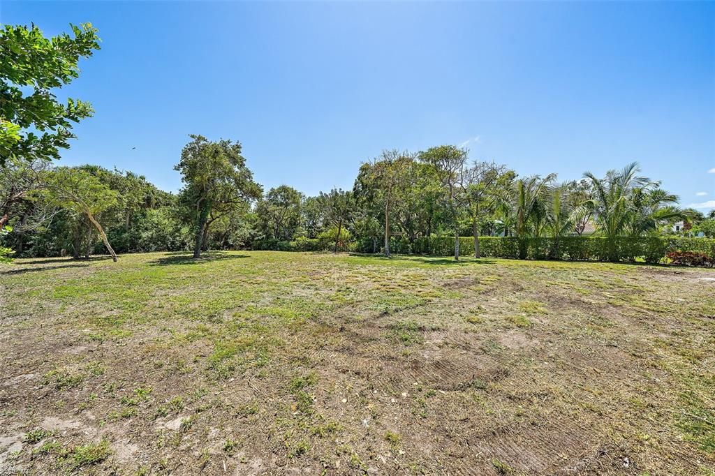 Recently Sold: $439,000 (0.61 acres)