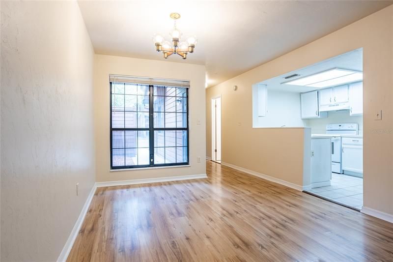 Recently Sold: $170,000 (2 beds, 2 baths, 1106 Square Feet)