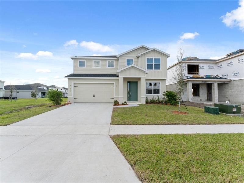 Recently Sold: $549,990 (4 beds, 3 baths, 2436 Square Feet)