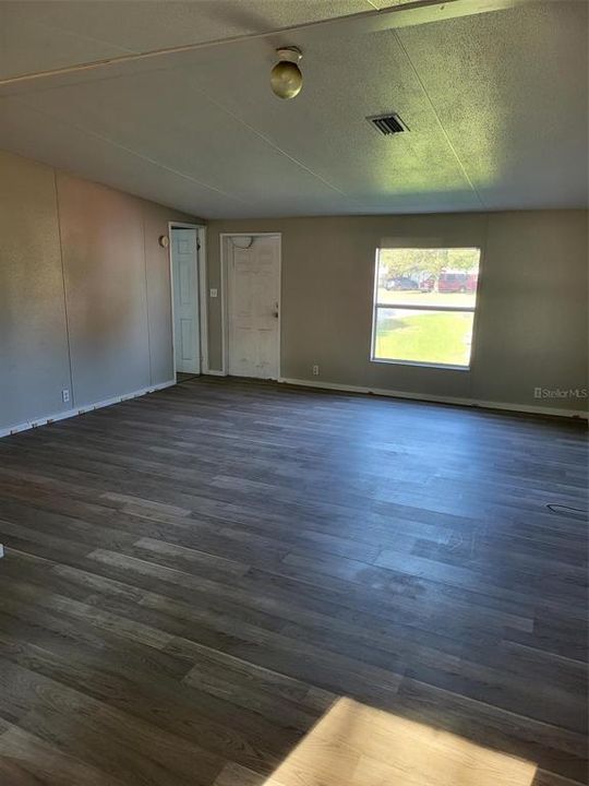 Living/dining room