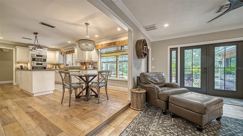 Recently Sold: $1,900,000 (5 beds, 3 baths, 3662 Square Feet)