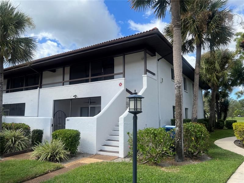 Recently Sold: $270,000 (2 beds, 2 baths, 1477 Square Feet)