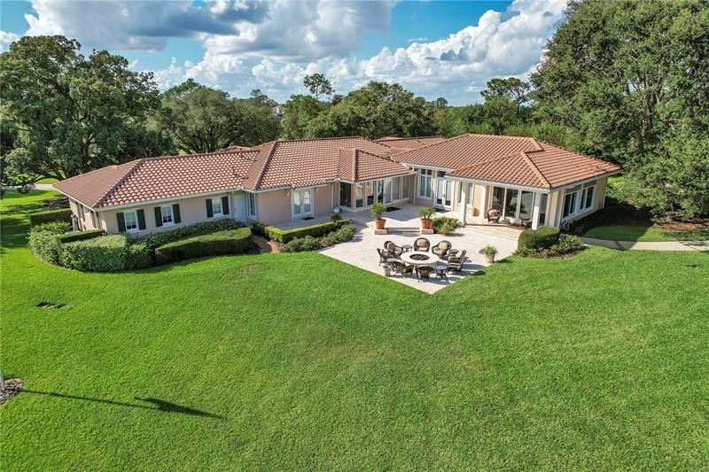 Recently Sold: $2,600,000 (3 beds, 3 baths, 6100 Square Feet)