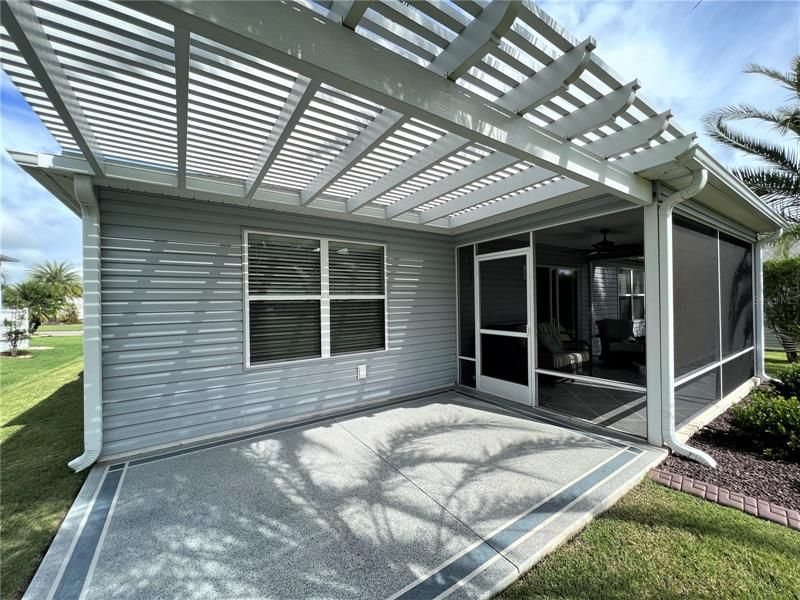 Wow an estra patio to grill on with a Pergola.