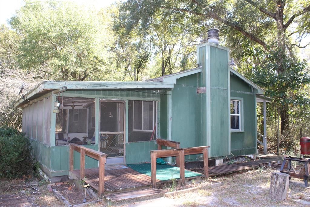 Recently Sold: $135,500 (2 beds, 2 baths, 1204 Square Feet)