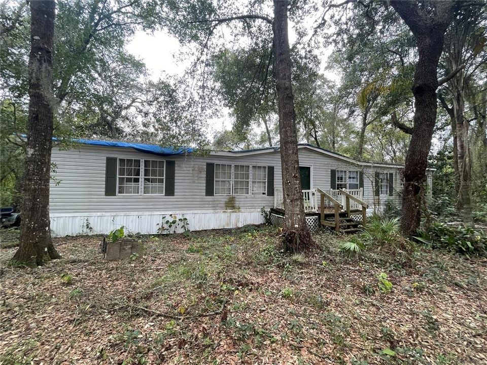Recently Sold: $125,000 (3 beds, 2 baths, 1836 Square Feet)