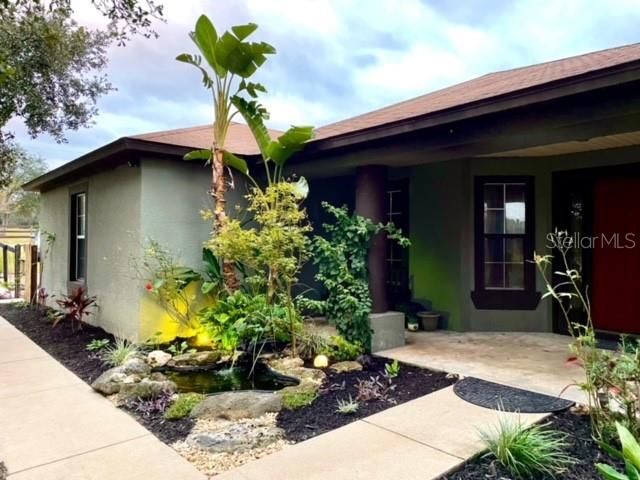 Recently Sold: $485,000 (4 beds, 2 baths, 2221 Square Feet)