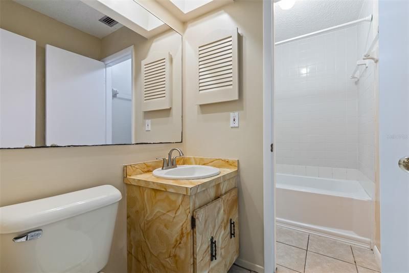 最近租的: $1,850 (3 贝兹, 2 浴室, 1498 平方英尺)