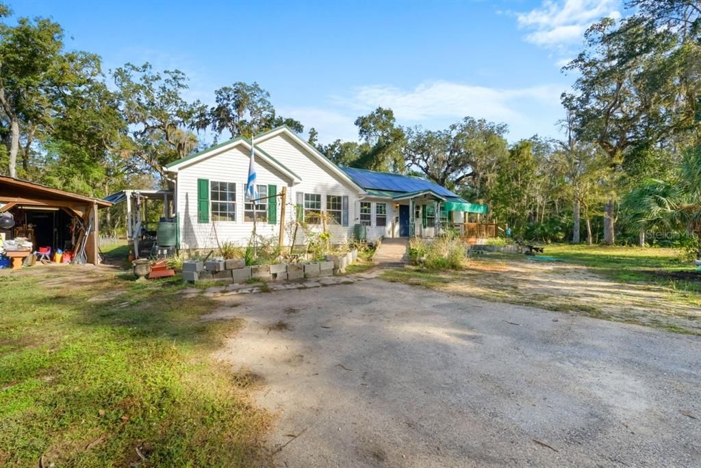 Recently Sold: $420,000 (4 beds, 2 baths, 2080 Square Feet)