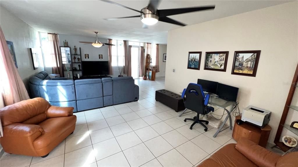 Recently Sold: $334,000 (4 beds, 2 baths, 3200 Square Feet)