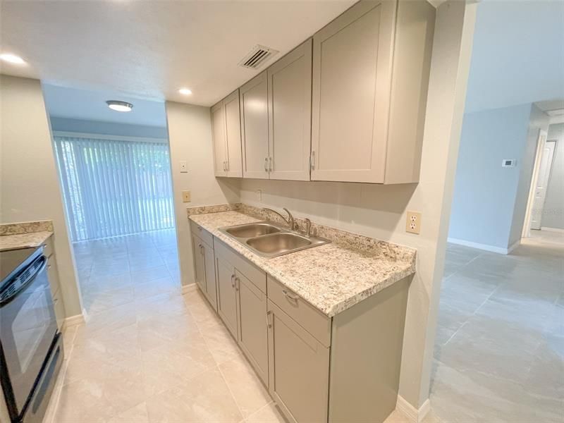Recently Rented: $1,899 (3 beds, 2 baths, 1149 Square Feet)