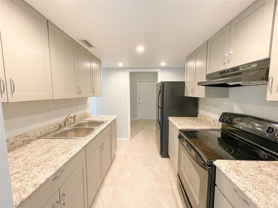 Recently Rented: $1,899 (3 beds, 2 baths, 1149 Square Feet)