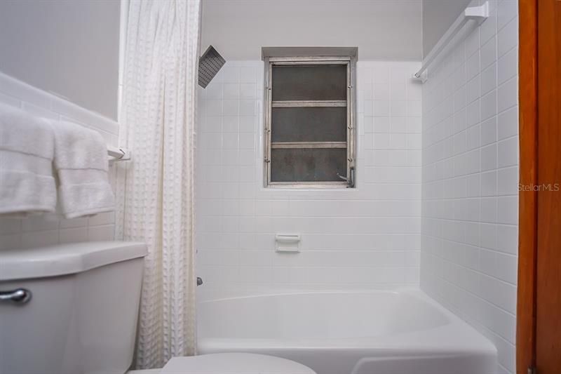 最近售出: $239,750 (3 贝兹, 3 浴室, 1780 平方英尺)