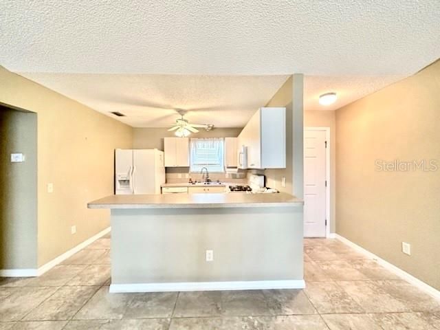 Recently Rented: $1,850 (2 beds, 2 baths, 1100 Square Feet)