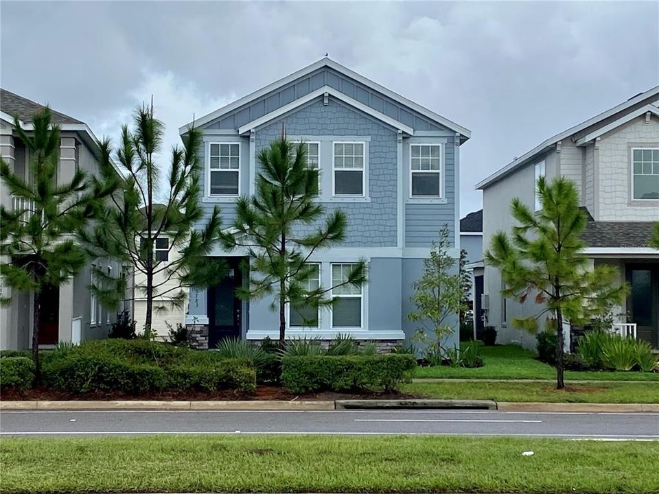 Recently Sold: $428,987 (4 beds, 2 baths, 2441 Square Feet)