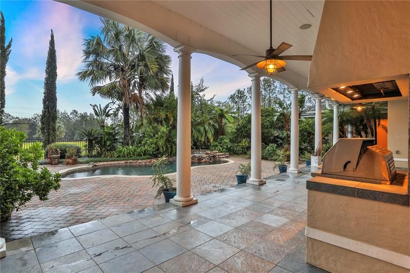 Recently Sold: $1,289,000 (5 beds, 6 baths, 5062 Square Feet)