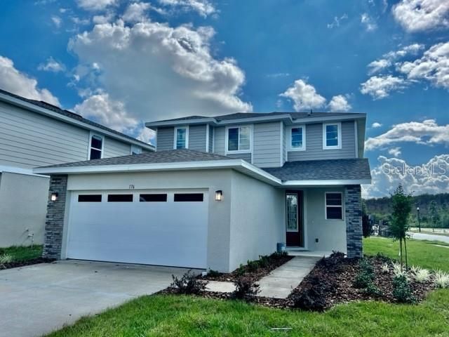 Recently Sold: $484,000 (4 beds, 2 baths, 2350 Square Feet)