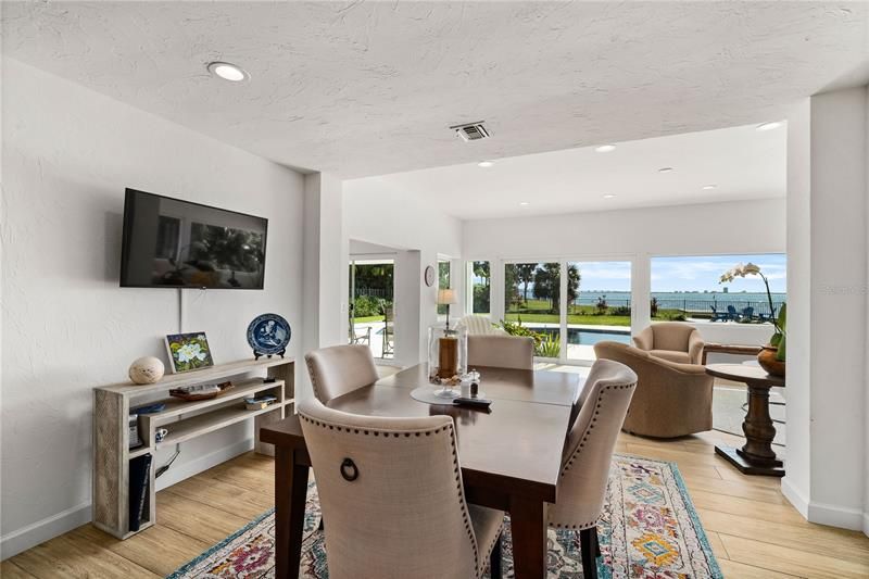 Recently Sold: $2,890,000 (4 beds, 3 baths, 3339 Square Feet)