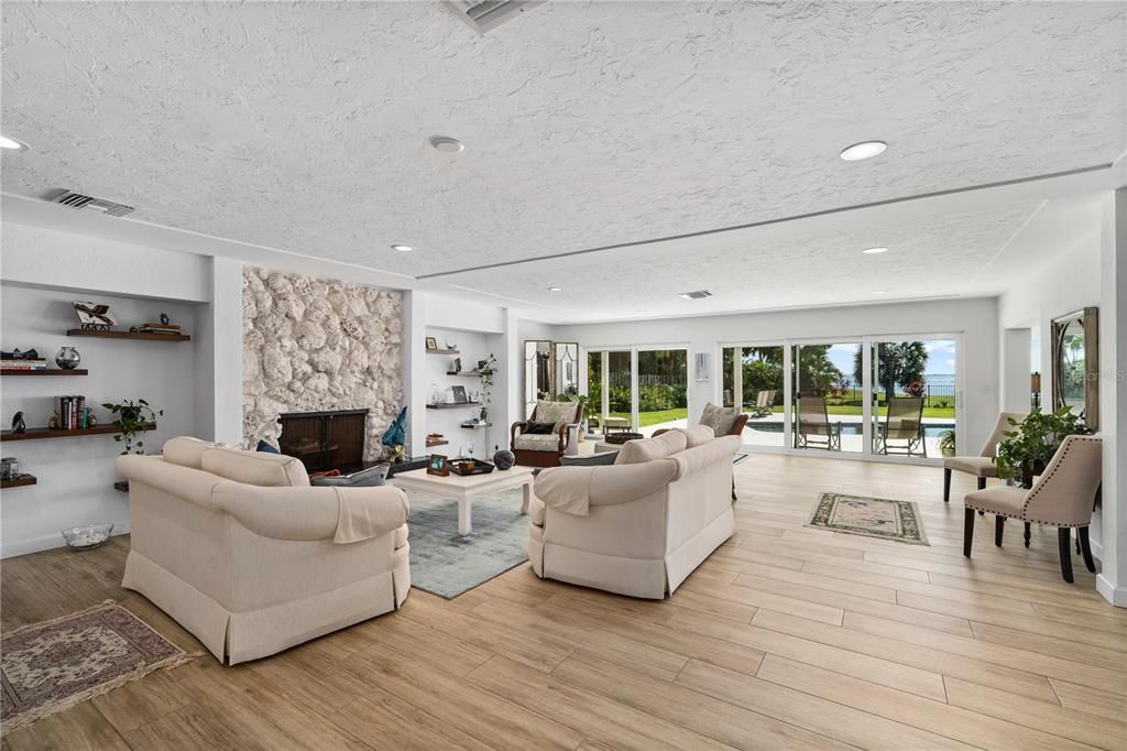 Recently Sold: $2,890,000 (4 beds, 3 baths, 3339 Square Feet)